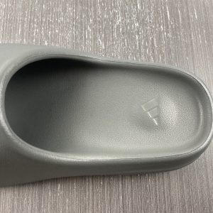 Adidas Yeezy Slide "Granit" - Image 7