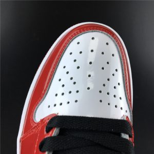 Air Jordan 1 Retro High "Fearless UNC Chicago" - Image 3
