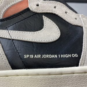 Air Jordan 1 Retro High "Neutral Grey Hyper Crimson" - Image 12