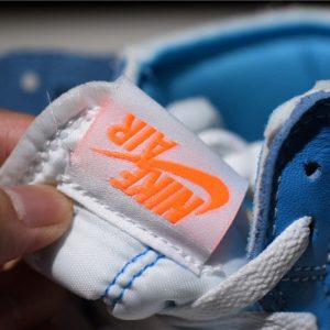 Air Jordan 1 Retro High "Off-White University Blue" - Image 14