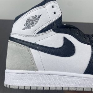 Air Jordan 1 Retro High OG "Bleached Coral" (GS) - Image 5