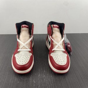 Air Jordan 1 Retro High OG "Chicago Lost and Found" - Image 3