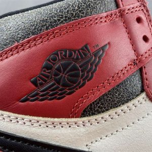Air Jordan 1 Retro High OG "Chicago Lost and Found" - Image 8