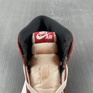 Air Jordan 1 Retro High OG "Chicago Lost and Found" - Image 9