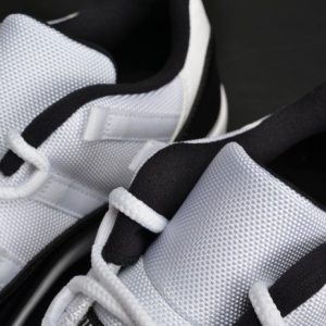 Air Jordan 11 Retro Low "Concord" - Image 3