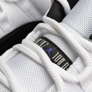 Air Jordan 11 Retro Low "Concord" - Image 5
