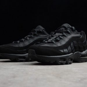 Nike Air Max 95 "Triple Black" (2014/2016/2018) - Image 7