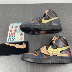 Nike SB Dunk High "RX-0 Unicorn Gundam 02 Banshee" - Image 6